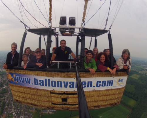 Ballonvlucht vanaf de Pettelaar in Den Bosch